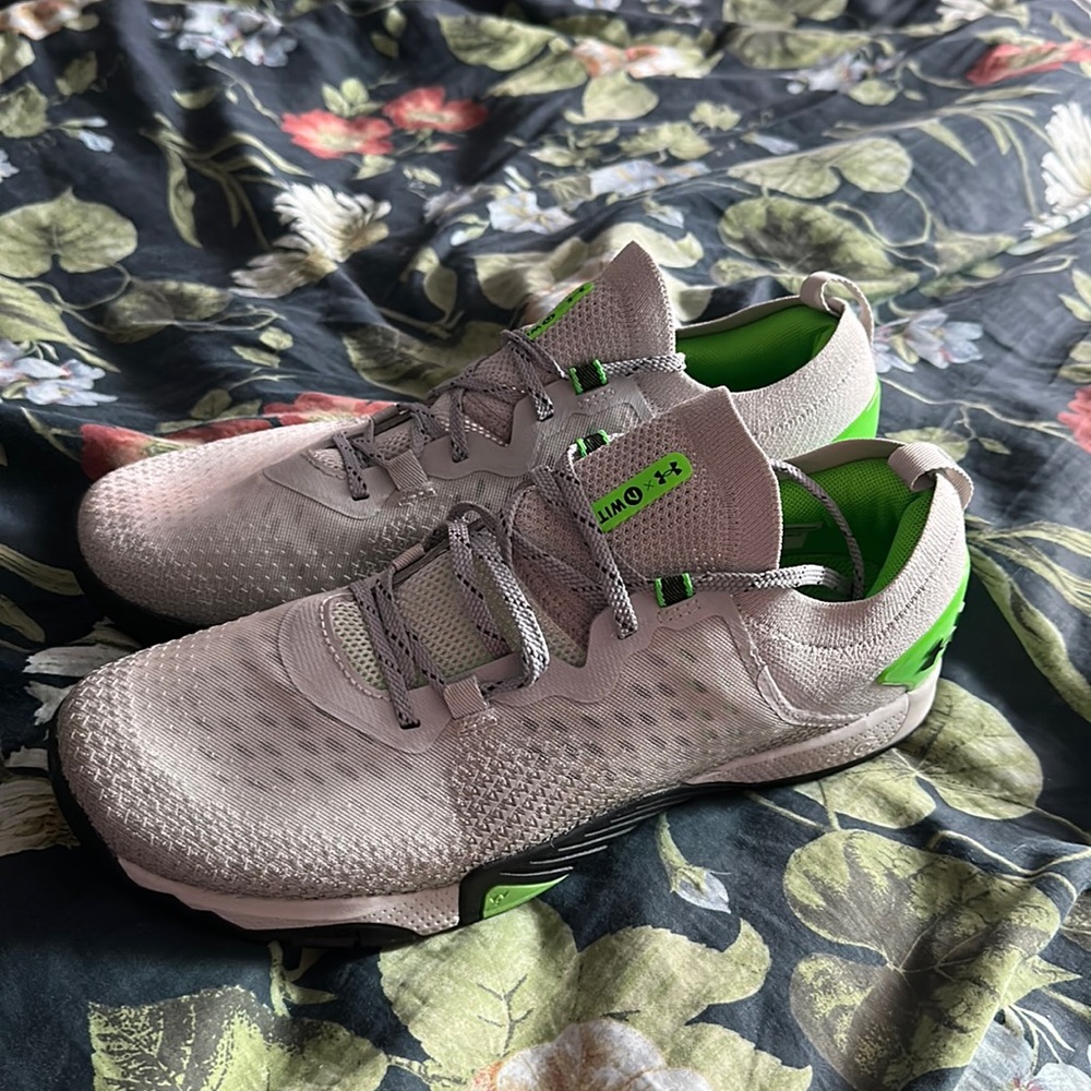 Under Armor tribase reign 3 WIT Fitness Edition